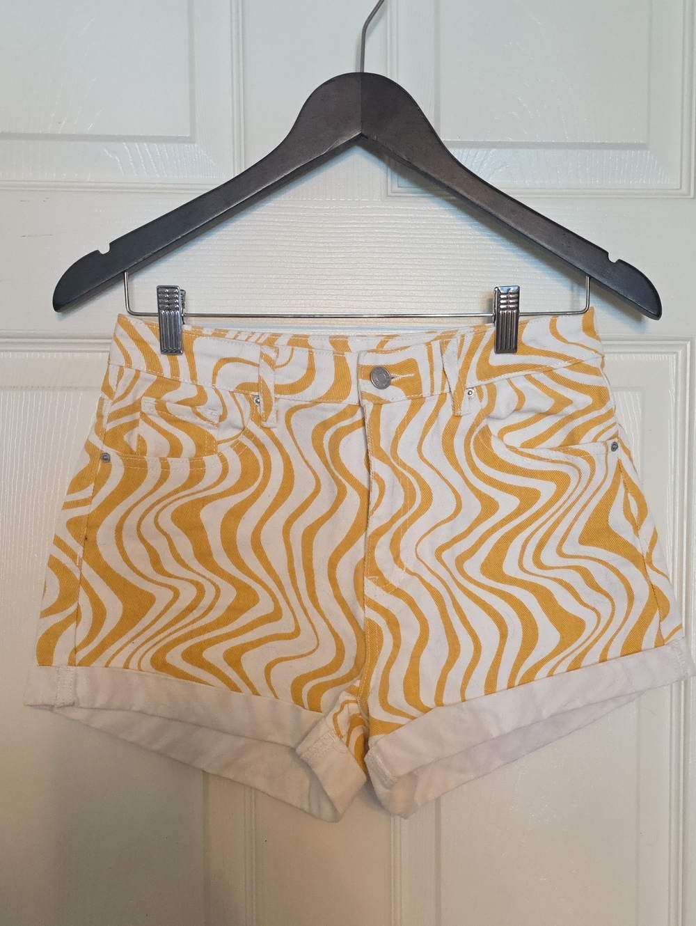 Pacsun Yellow Swirl Mom Short